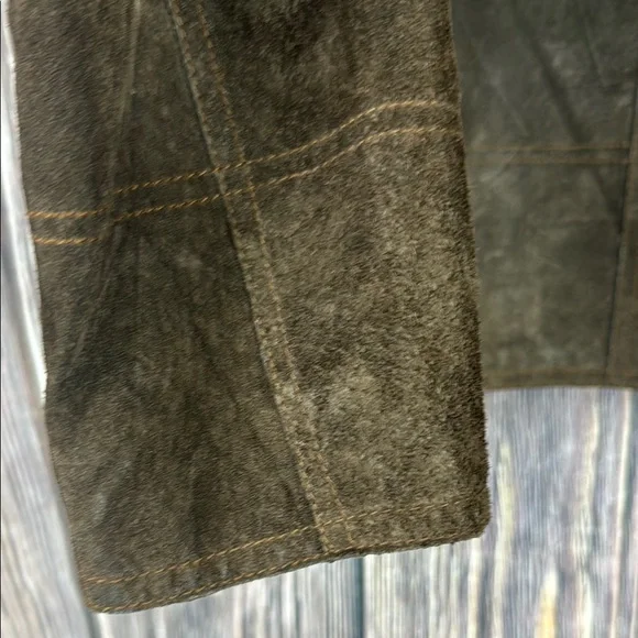 Brown Leather Jacket with Textured Fabric and Casual Style - Picture 4 of 12